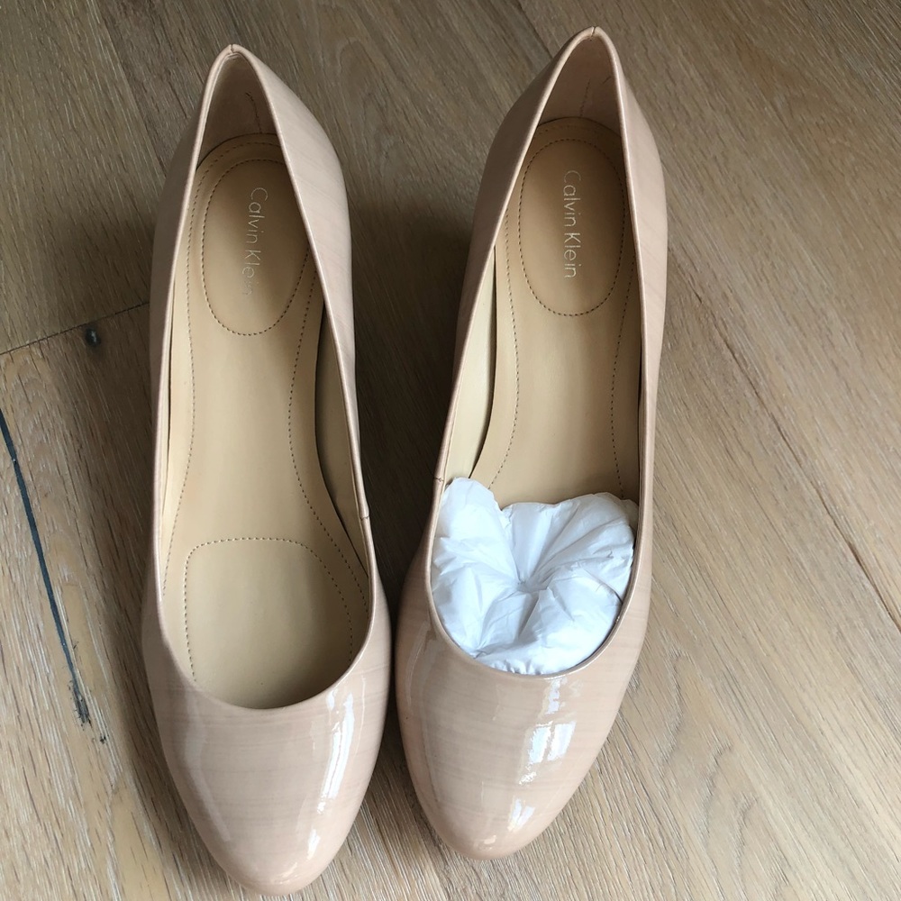 Calvin Klein Yana Streak Patent